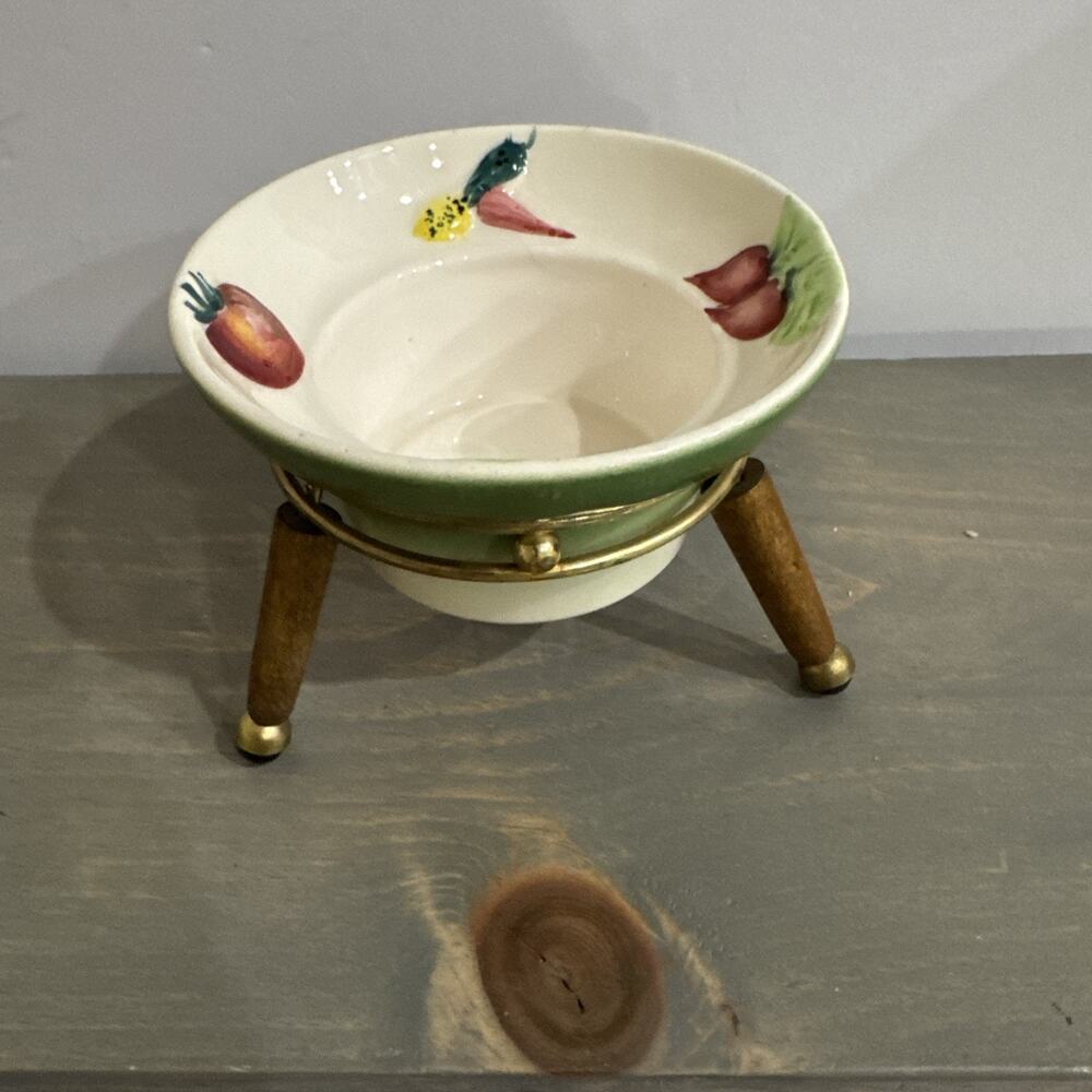 Nasco Del Coronado 3-D Vegetable Embellishment VTG Pottery With MCM Stand Rare